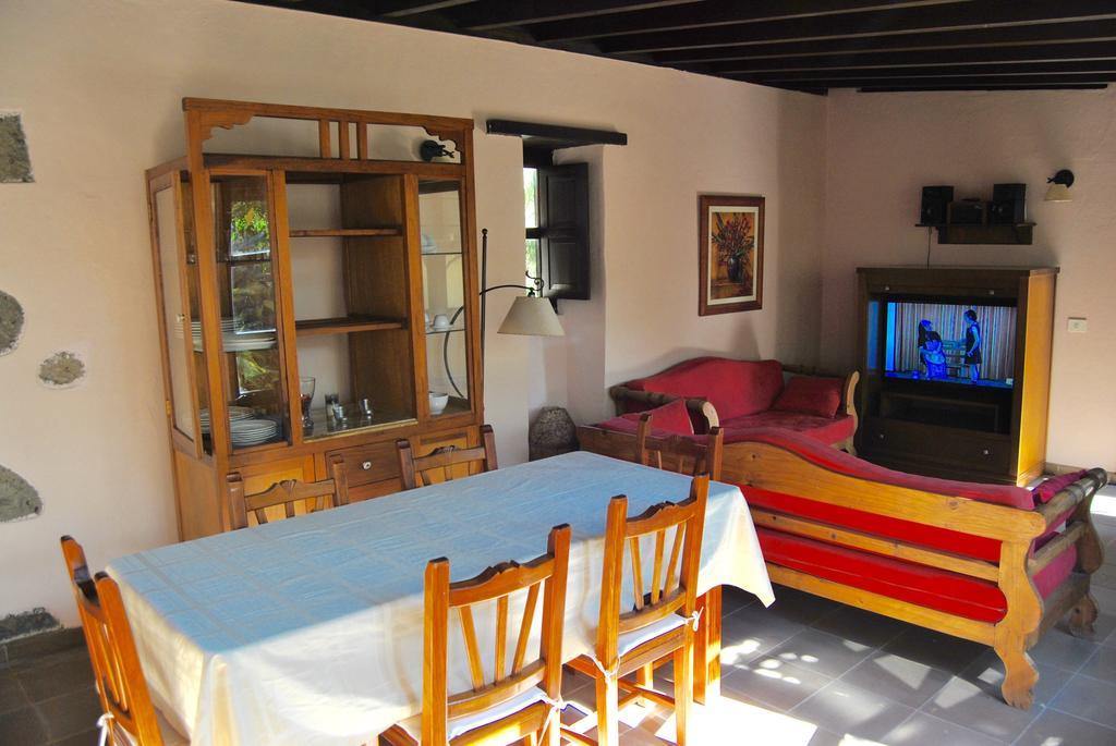 Casa Rural El Cura Aguimes Exterior photo